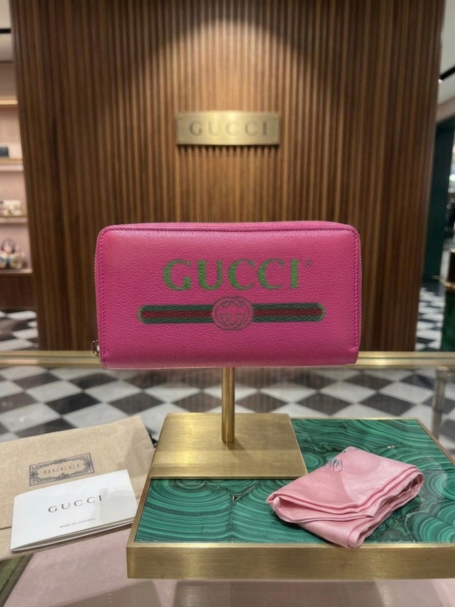 GUCCI Vintage Logo Pink Leather ZipAround Long Wallet Signature Stripe