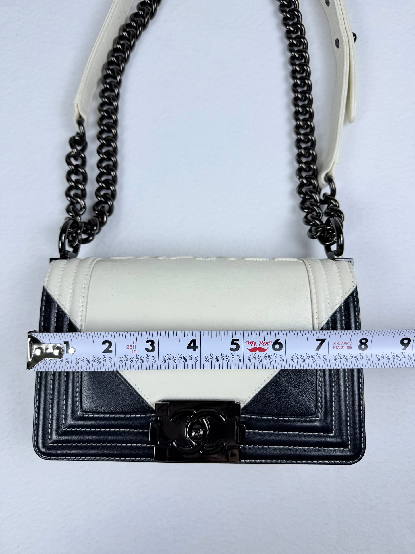 Authentic Chanel Boy Handbag Black & White Leather Ruthenium Hardware