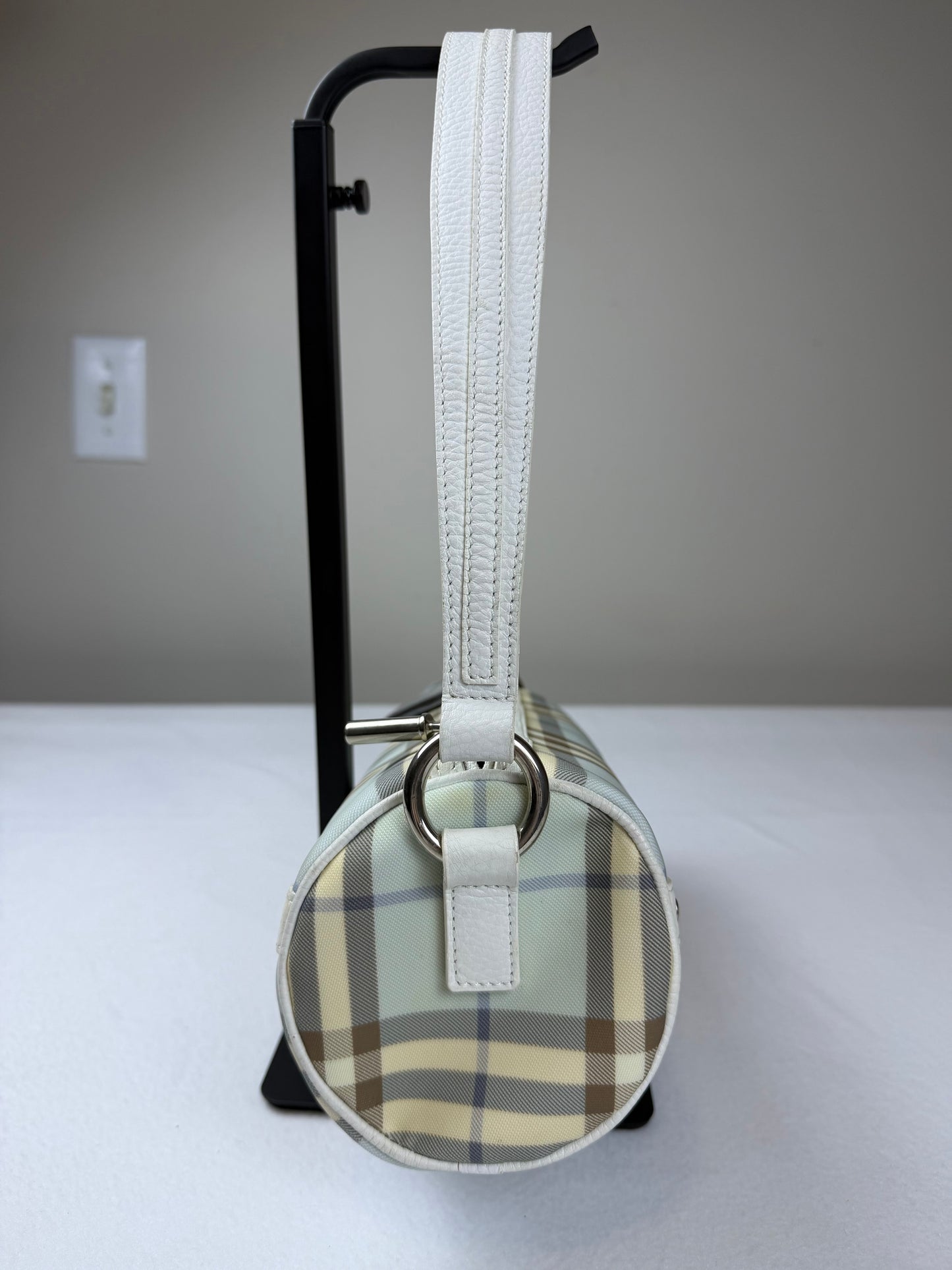 Authentic Vintage Burberry Blue Check Canvas White Leather Barrel Shoulder Bag