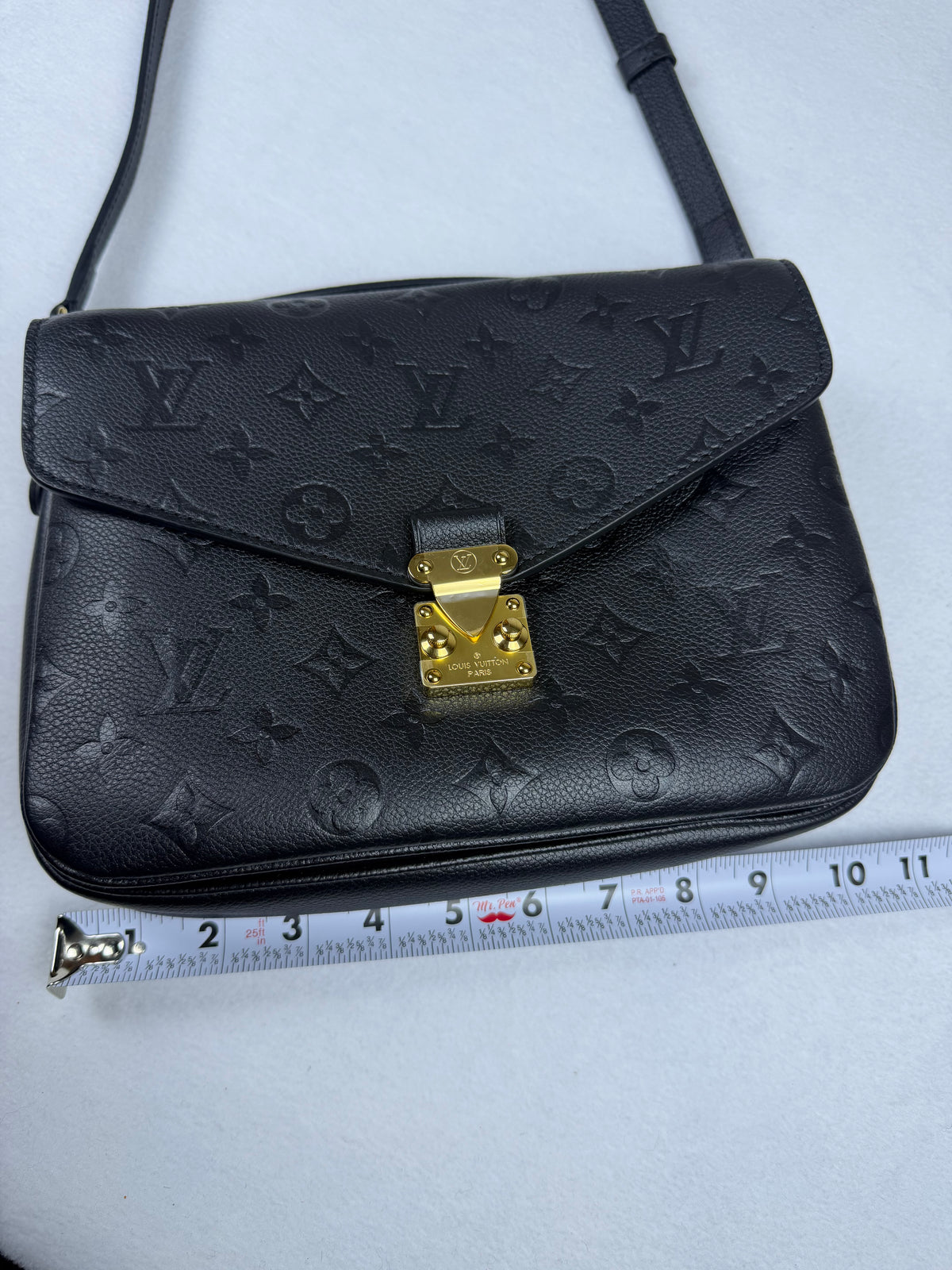 Louis Vuitton Monogram Empreinte Pochette Métis Noir Black Leather Bag