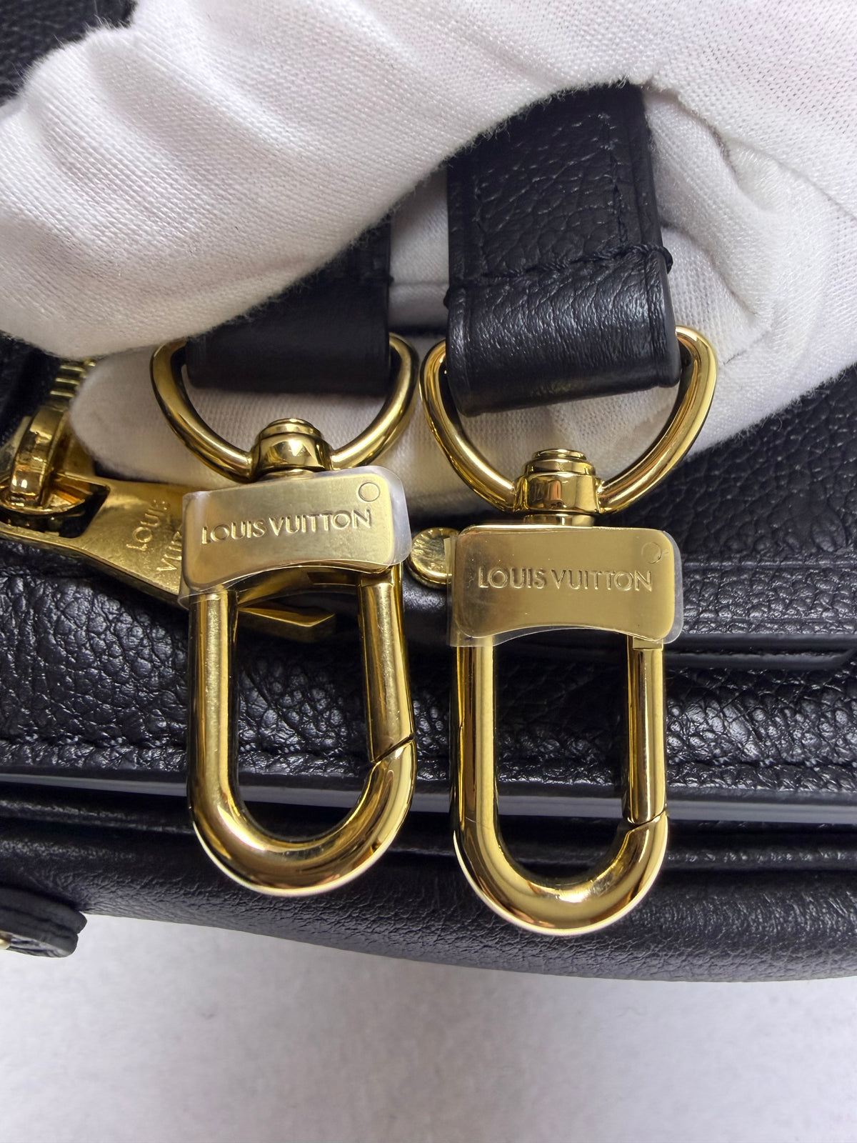Louis Vuitton Monogram Empreinte Pochette Métis Noir Black Leather Bag
