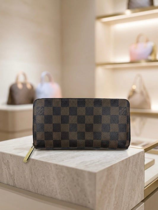 Louis Vuitton Damier Ebene Zippy Leather Wallet