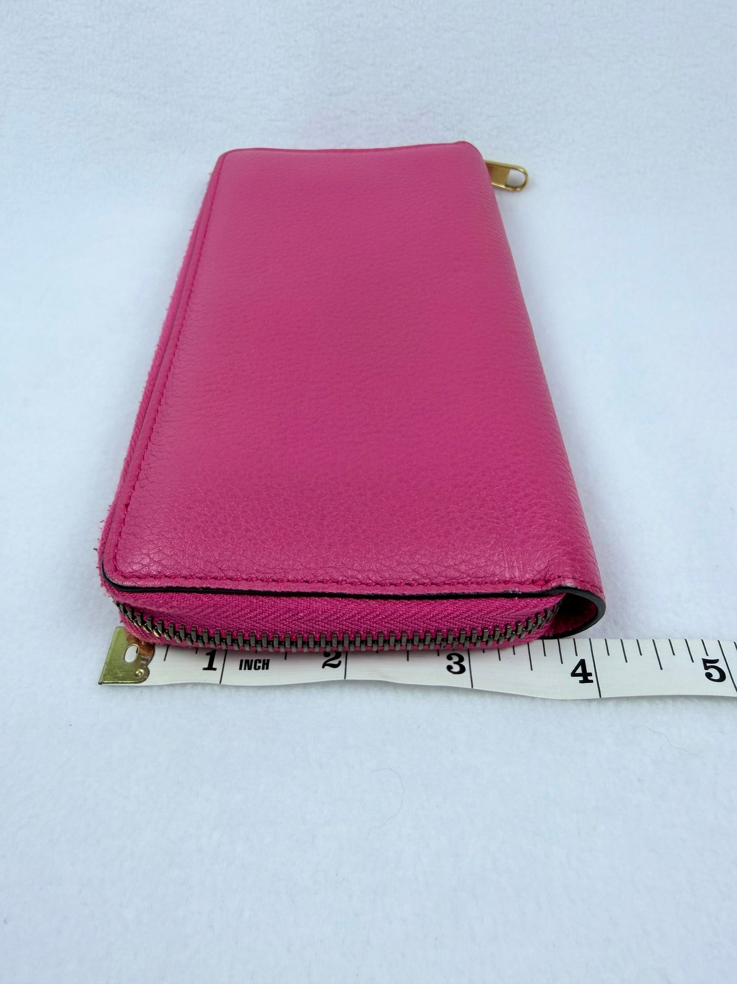 GUCCI Vintage Logo Pink Leather ZipAround Long Wallet Signature Stripe