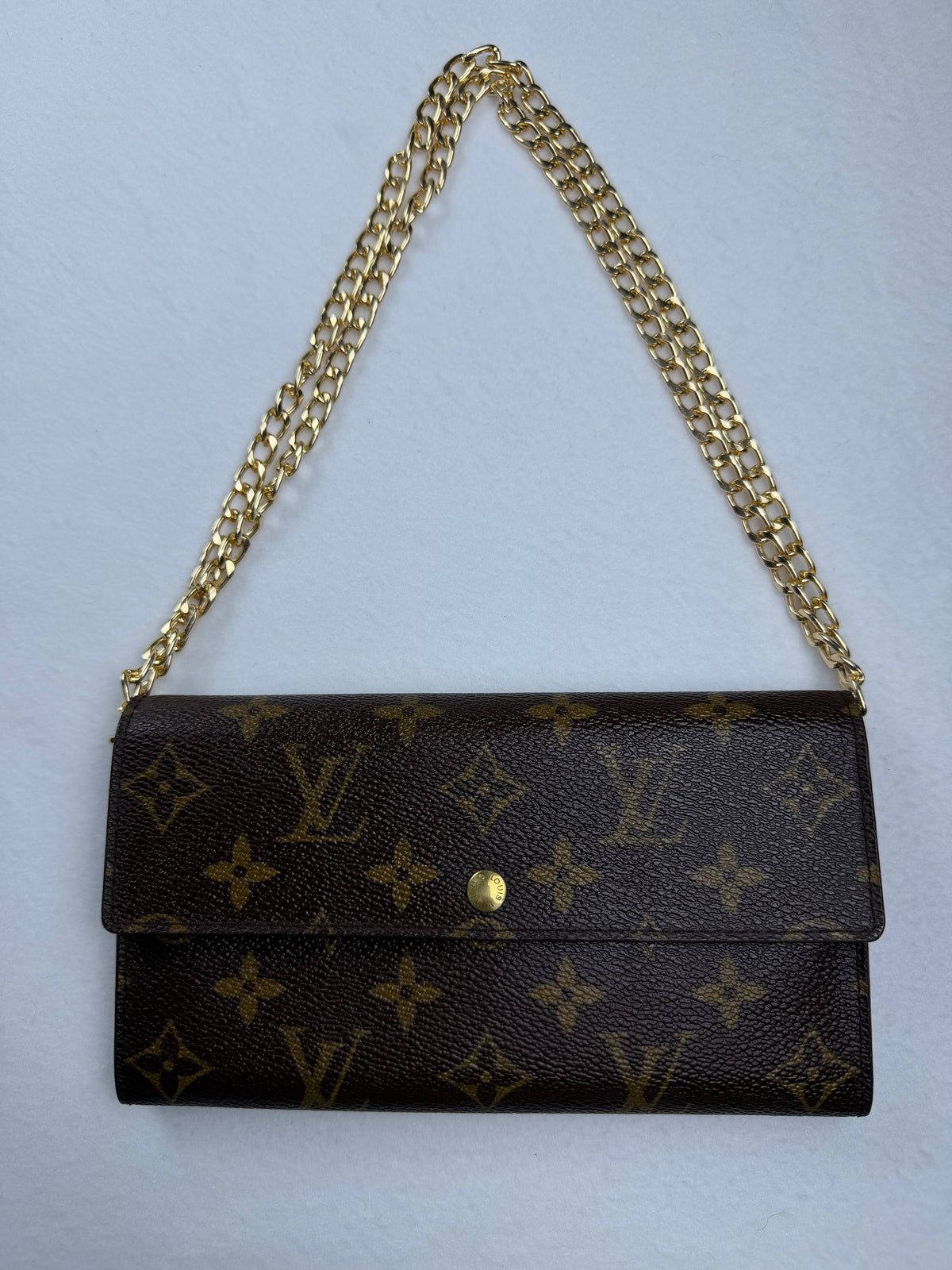 Louis Vuitton Monogram Sarah Wallet with Box & Dust bag, Unbranded Chain