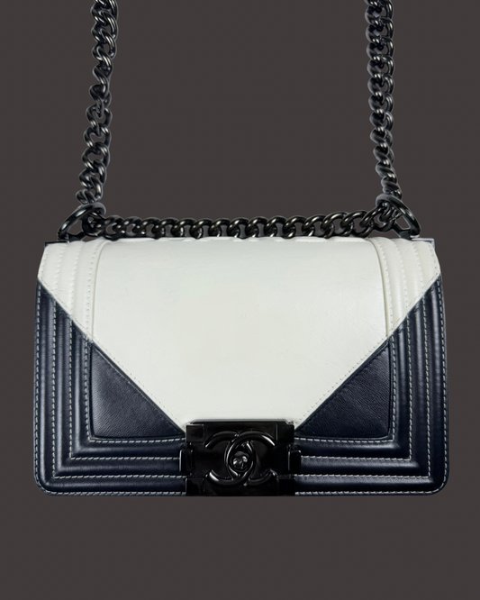 Chanel Boy Handbag Black & White Leather Ruthenium Hardware