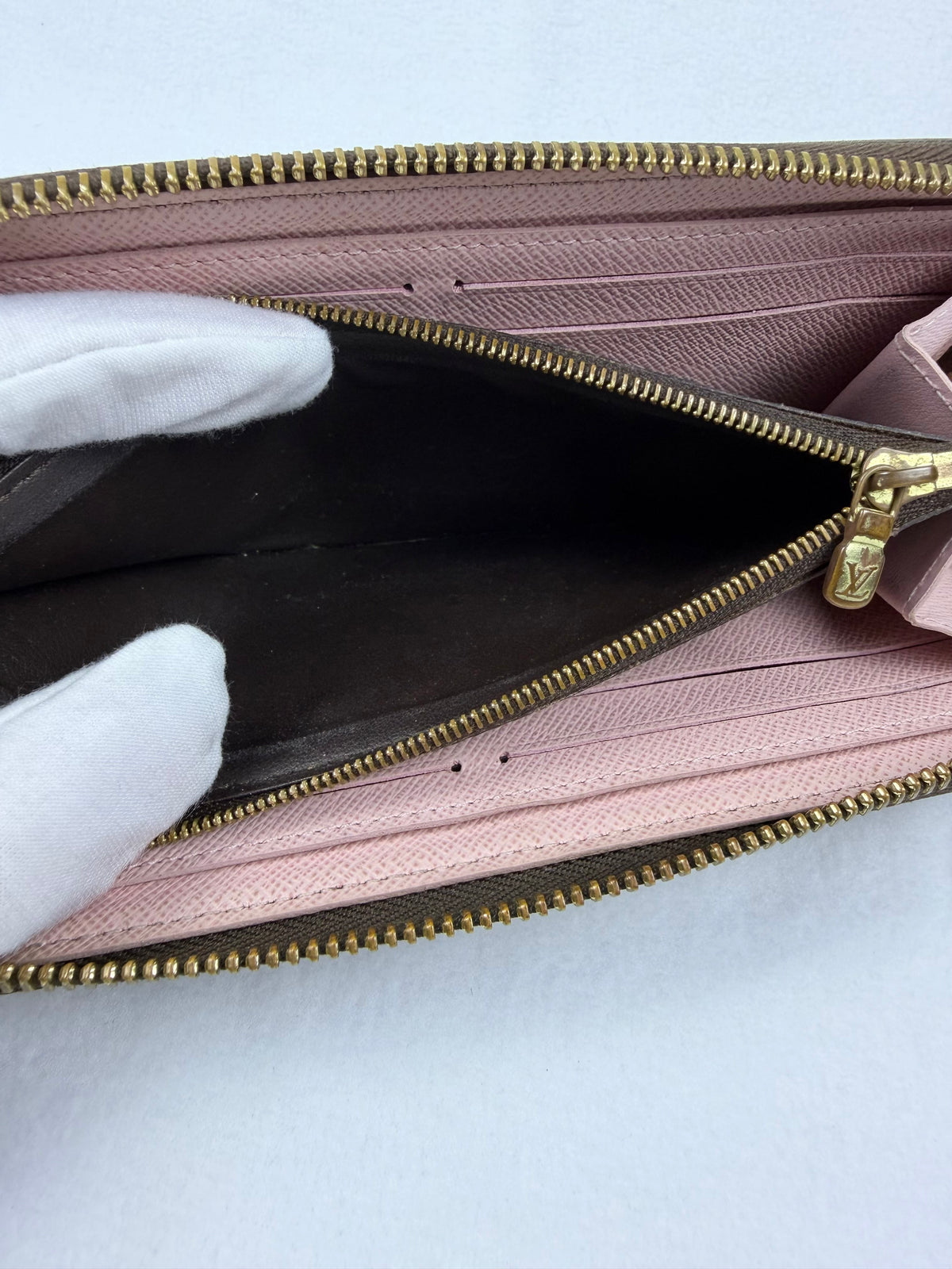 LOUIS VUITTON Clemence Wallet Damier Ebène Zip-Around Ballerine Pink Interior