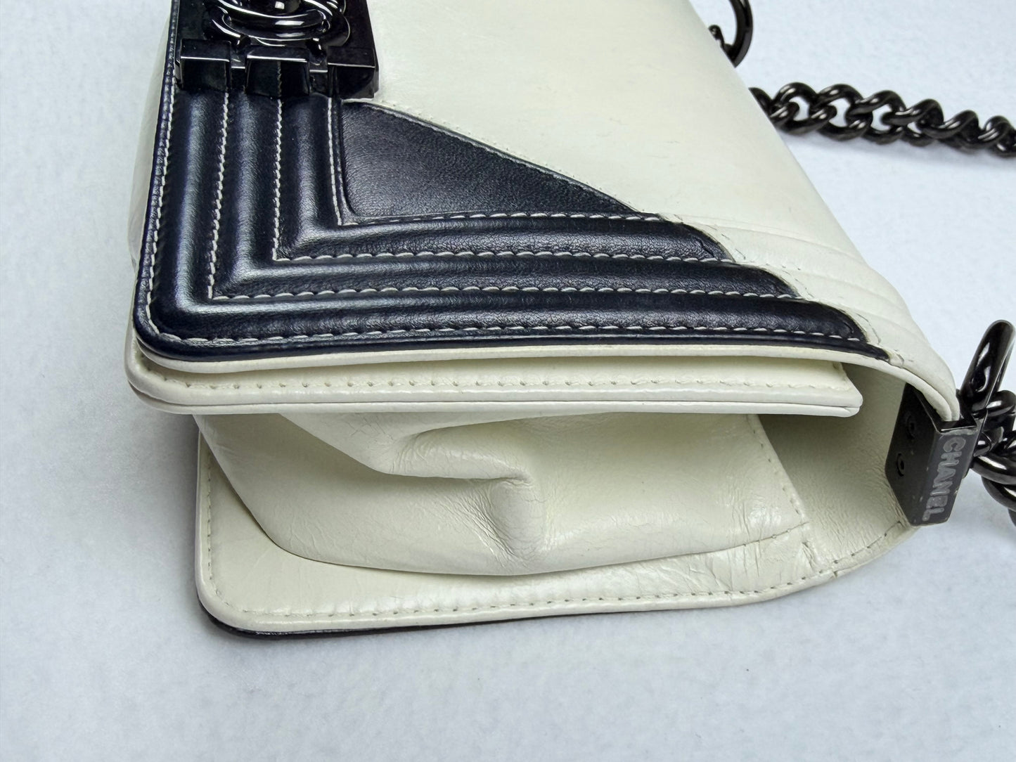 Authentic Chanel Boy Handbag Black & White Leather Ruthenium Hardware
