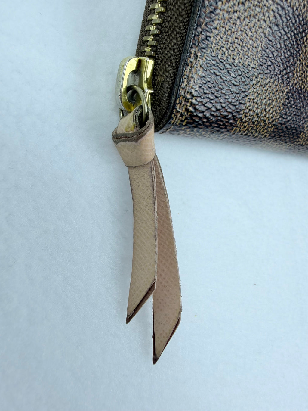 LOUIS VUITTON Clemence Wallet Damier Ebène Zip-Around Ballerine Pink Interior